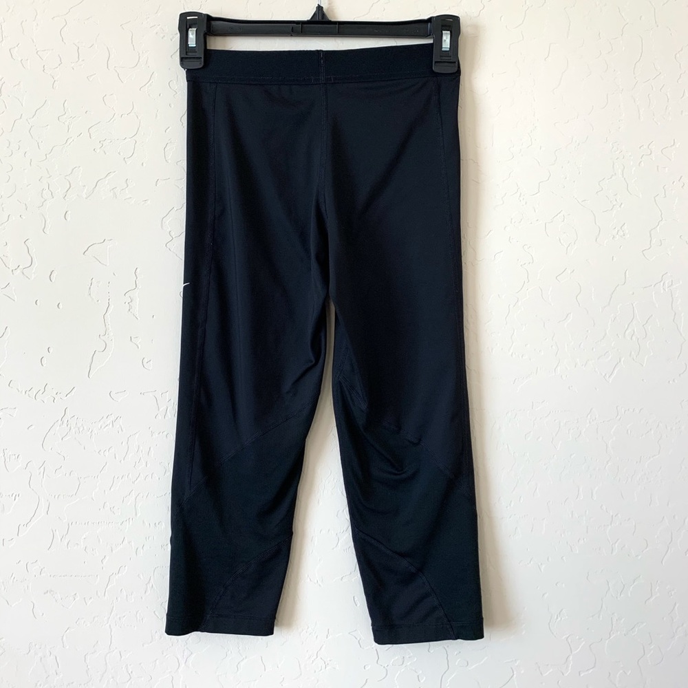 Nike Pro Girls Capri compression leggings - Picture 2 of 6